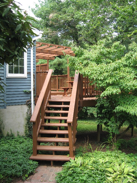 deck stairs photo